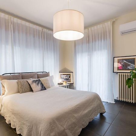 Starhost - Casa Del Capitano Apartment Salerno Bagian luar foto