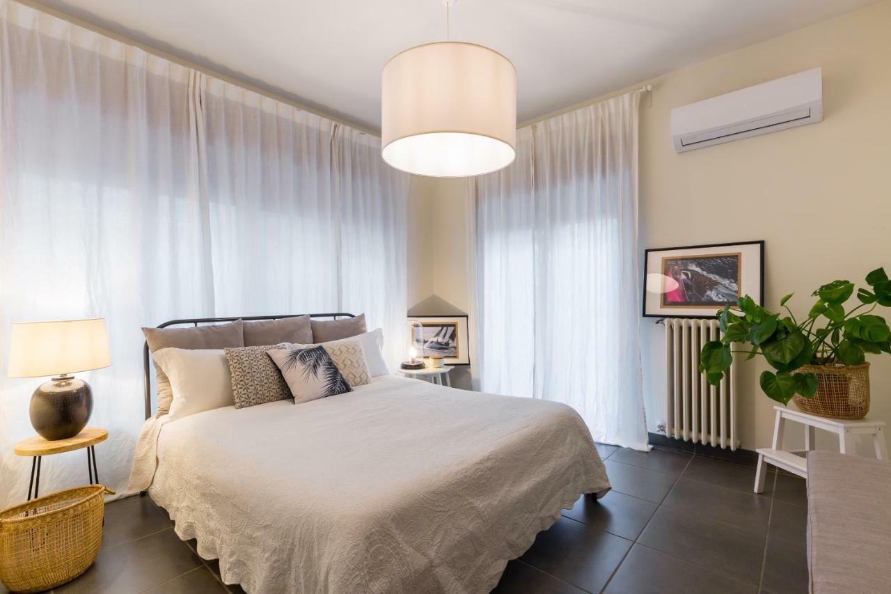 Starhost - Casa Del Capitano Apartment Salerno Bagian luar foto